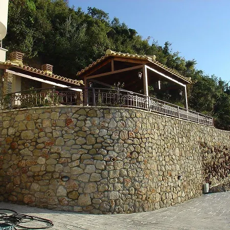 Ferienhaus Amazing 2-bed In Spectacular With Stunning Sea Views *