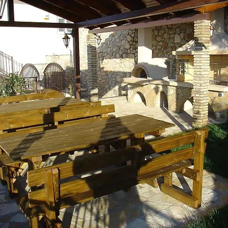 Ferienhaus Amazing 2-bed In Spectacular With Stunning Sea Views *